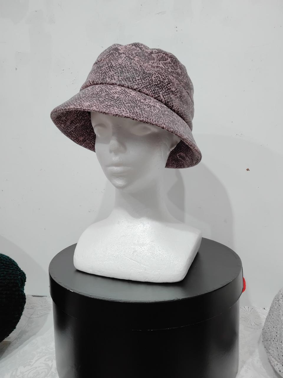 マドモアゼルレイコ　帽子コレクション2024