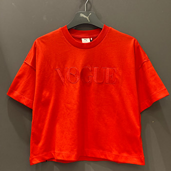 PUMA × VOGUE グラフィック Tシャツ【ウィメンズ】8/25up